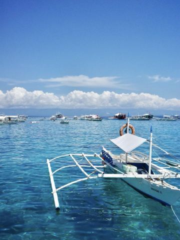📍バリカサグ島｜透明度抜群の海で楽しむシュノーケリング体験 | Trip
