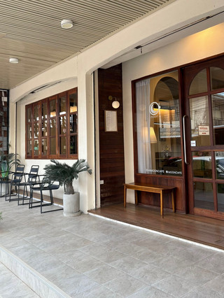 คาเฟ่ใจกลางเมืองสกลนคร กาแฟอร่อย บริการดี