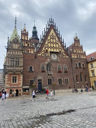 Wroclaw: Europe’s Hidden University Vibes 🇵🇱✨