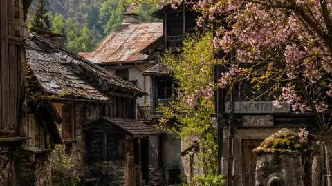 スイス、オーバーヴァリス 🇨🇭🏔️ — traveler post in ブリーク
