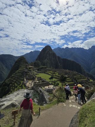 My Essential Backpacking Guide: Cusco & Machu Picchu, PERU 