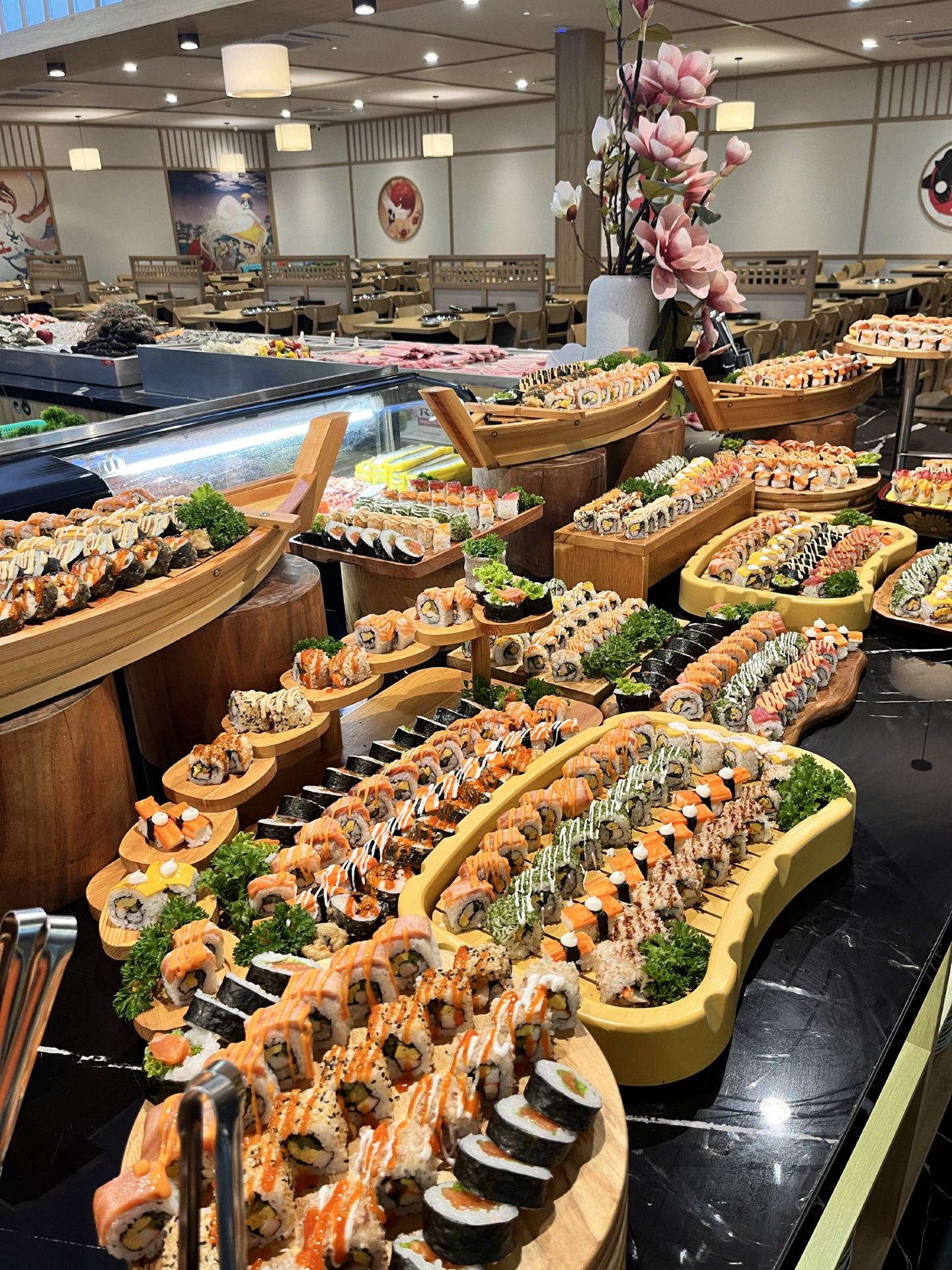 🇻🇳 Новый суши-буфет в Нячанге за 15 $ 🤩🍣🤯 