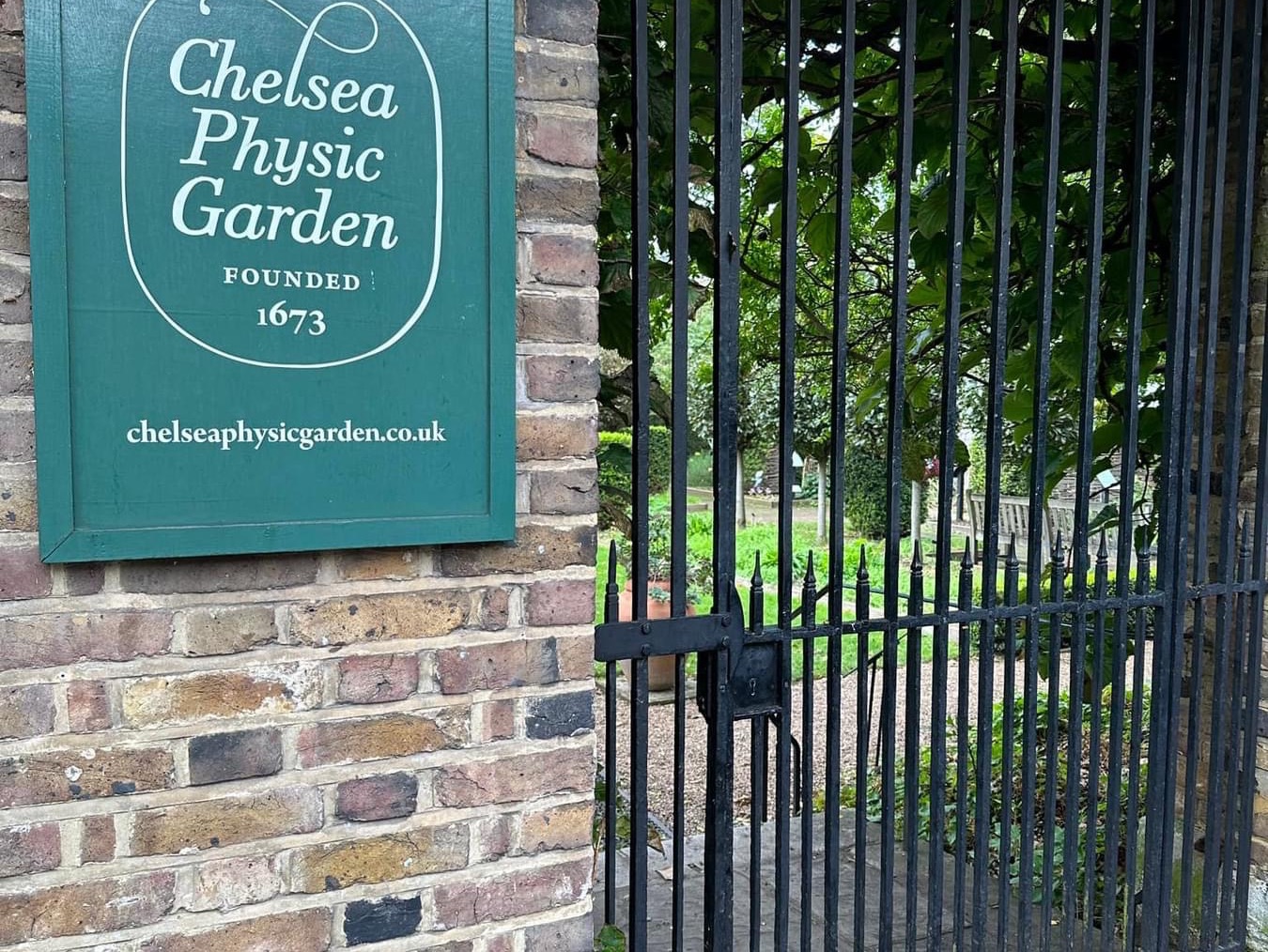 Chelsea Physic Garden Cafe Opening Times Fasci Garden