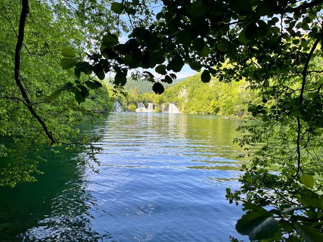 A Journey through Plitvice Lakes 🌿🏞️