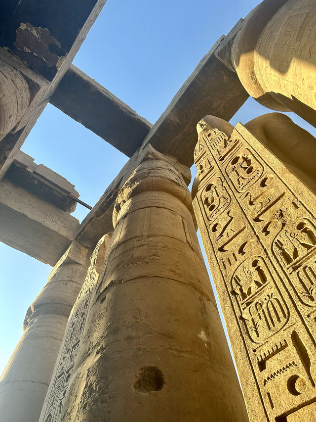 Explore the Majestic Luxor Temple 🌟