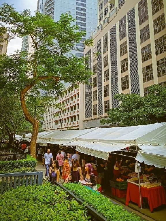 🌿 Discover the Heart of Makati: Salcedo Weekend Market 🇵🇭