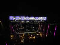 🌆 Spectrum Lounge & Bar