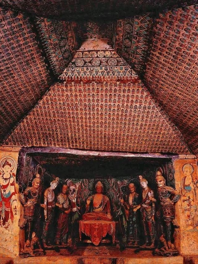 🎨 Mogao Caves – The Thousand Buddhas Hidden in the Desert