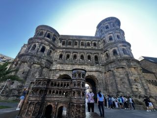 Porta Nigra: A Timeless Witness of Black Stone