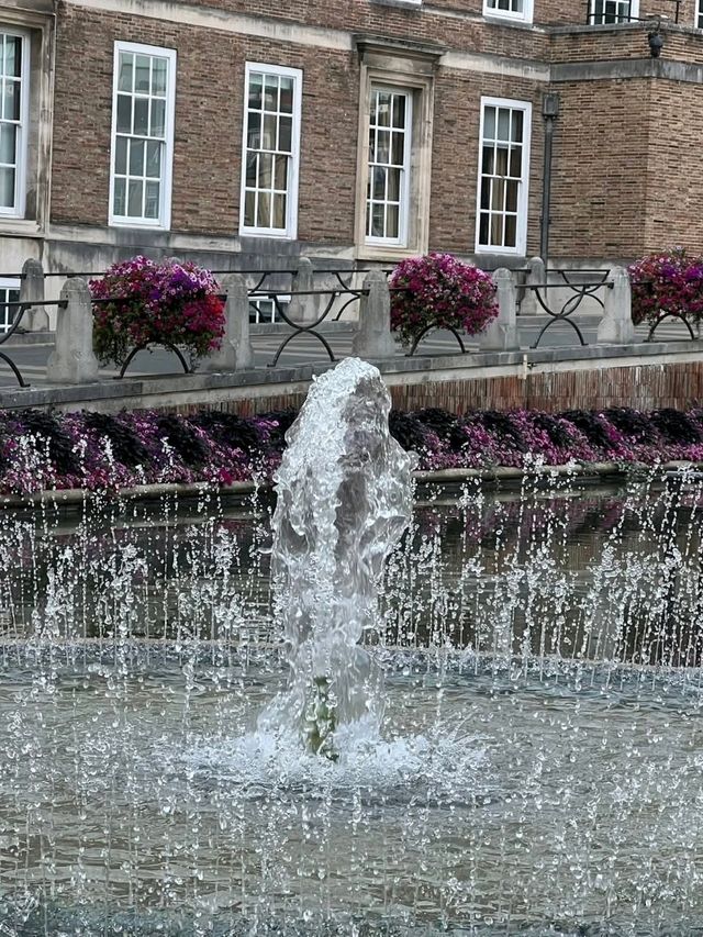 Bristol Halloween: Spooktacular Shenanigans! 👻 Bristol Halloween: Spooktacular Shenanigans! 👻