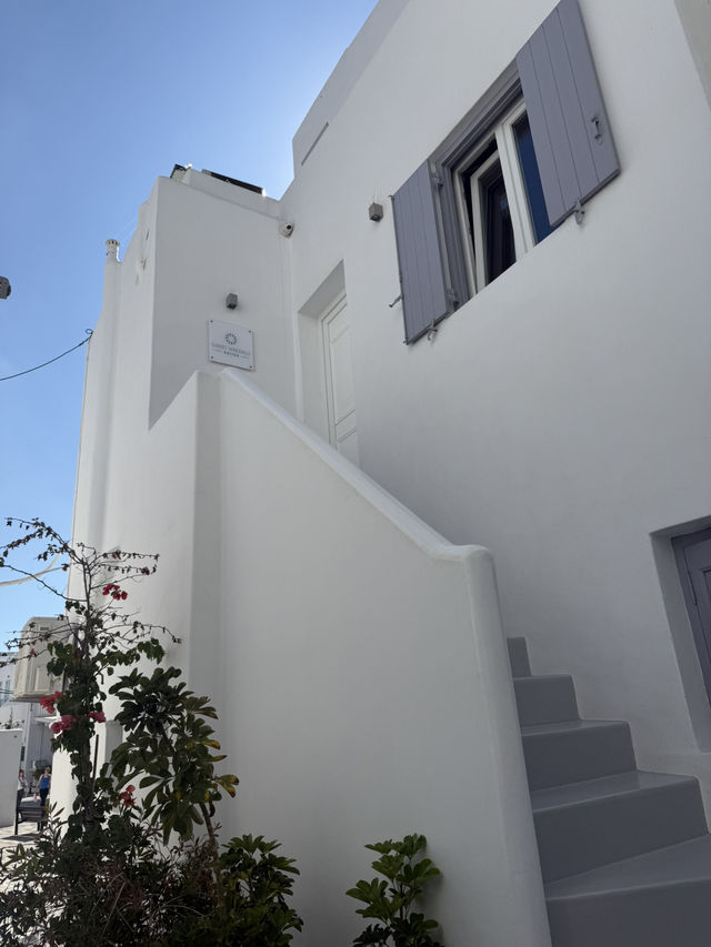 Suite with Sea View – Perfect Location with Stunning Sunset Views