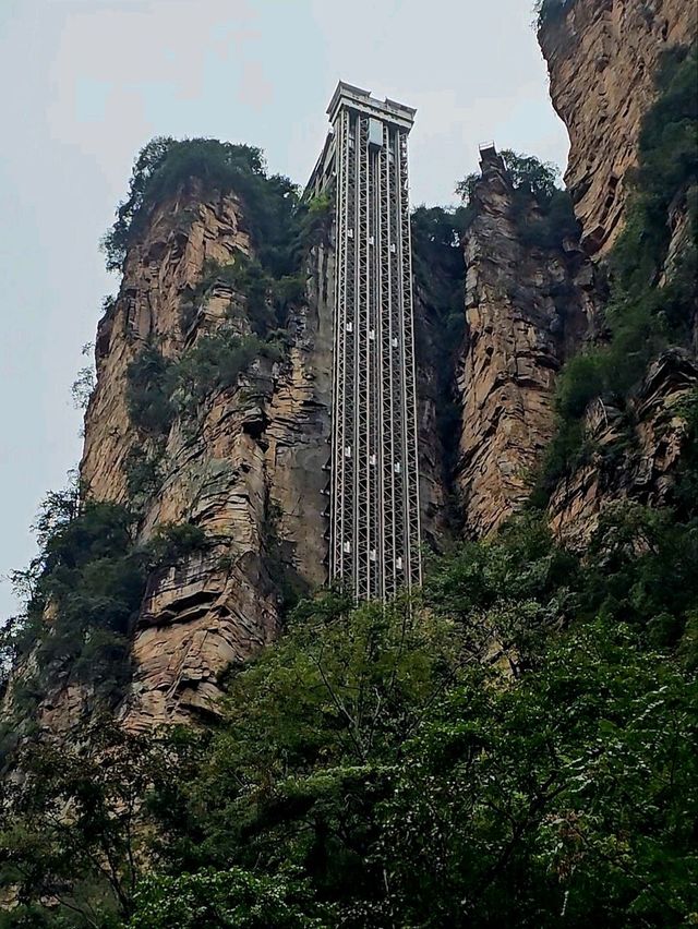 Антитолповый маршрут по Zhangjiajie Антитолповый маршрут по Zhangjiajie