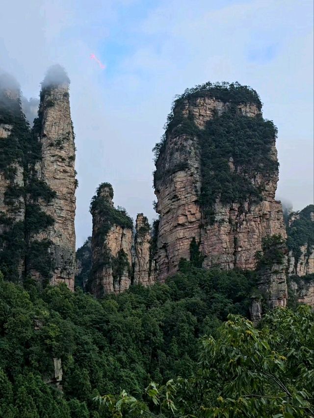 Антитолповый маршрут по Zhangjiajie Антитолповый маршрут по Zhangjiajie