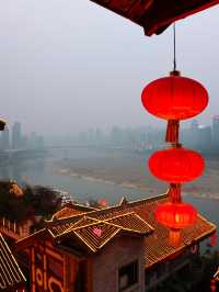 The Best Landmark in Chongqing - Hongya Cave!