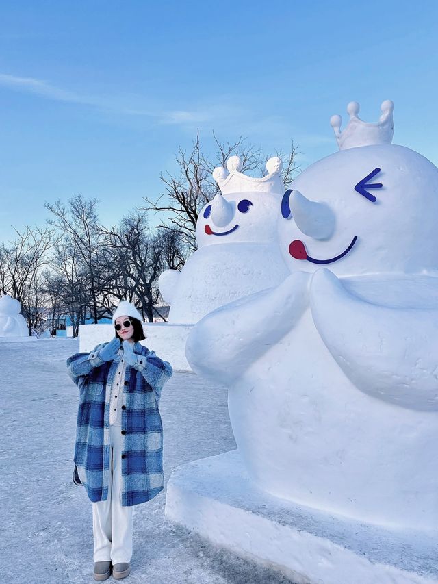 這是我見過最大最可愛的雪王啦