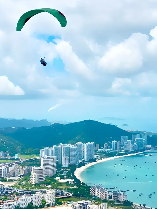 This is so much fun!! Advanced way to enjoy the sea view at Xunliao Bay! So romantic