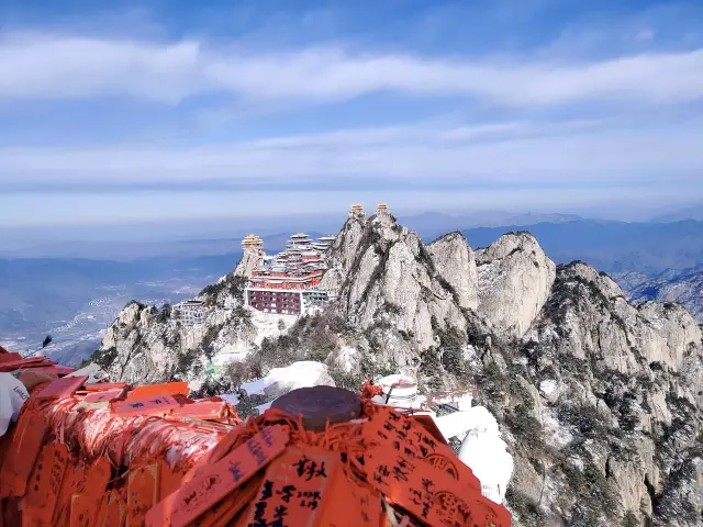 Adventures on Mount Laojun: Stunning Scenery and a Journey Amongst Immortals