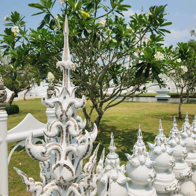 The White Temple Chiang Rai :A Mesmerizing Architectural Masterpiece  