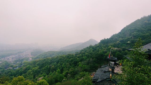 杭州小眾景點推薦“湘湖老虎洞”