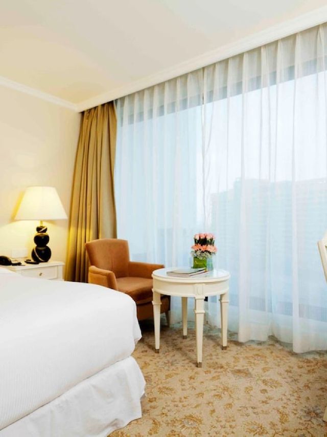 🌟✨ Colombo's Crown Jewel: Kingsbury's Luxe Escape 🍽️🏝️