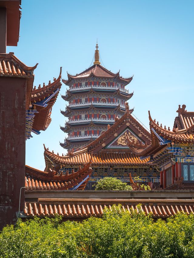 不是北京故宮！就在蘇州陽澄湖畔……。