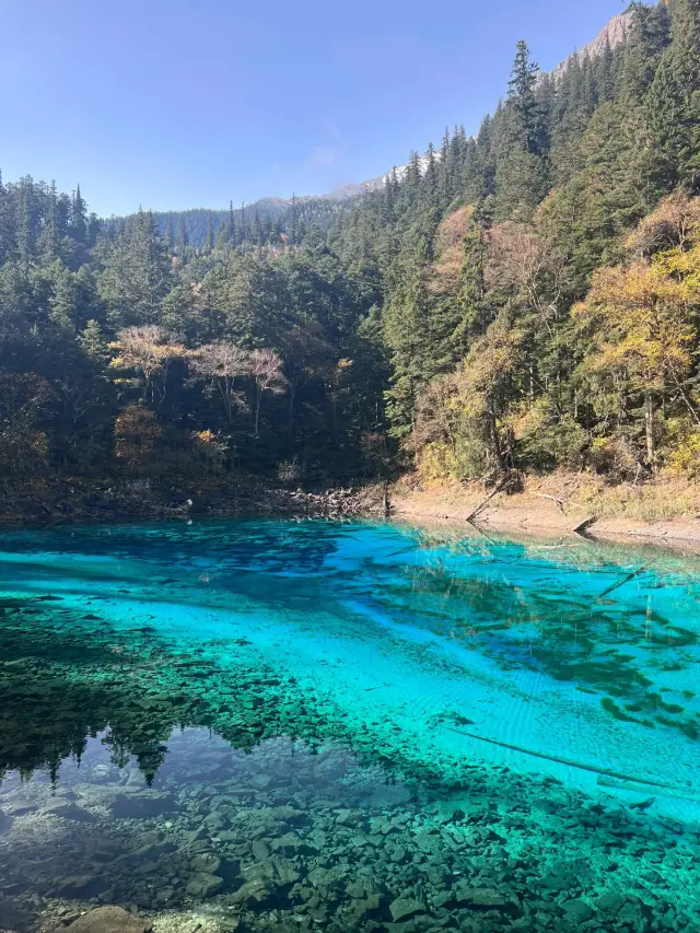 Jiuzhai Valley travel tips.