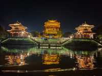 泰州行1：乘船夜遊鳳城河。