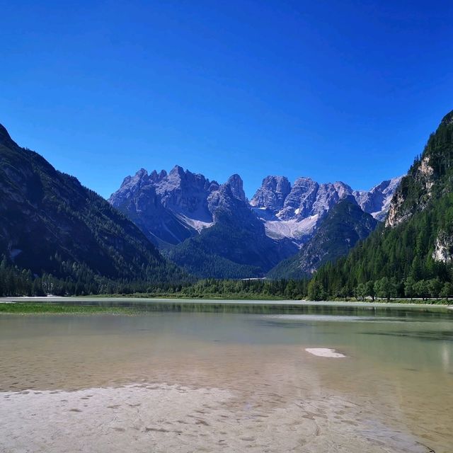 Trekking Through the Scenery of Lago di Landro