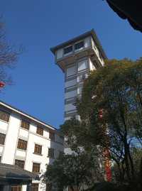 江橋的寧靜禪境——萬佛講寺