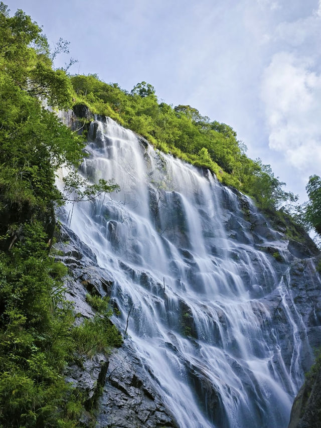 飛瀑如虹，山水共吟——漫遊乾瀧溝