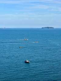 車輪吻過海浪的瞬間，這座孤島把整片海送給你
