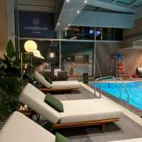 深圳前海jen酒店泳池美到心顫！游一次就淪陷🏊‍♀️