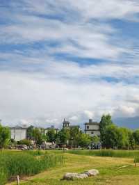 蒼山藏起心事，洱海接住眼淚