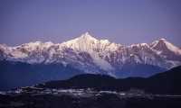 赴一場雪山之約：鎖住日照金山的溫柔時刻
