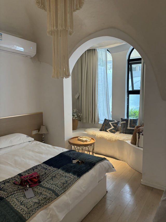 Your Dreamy Stay Near Shanghai Disneyland ✨