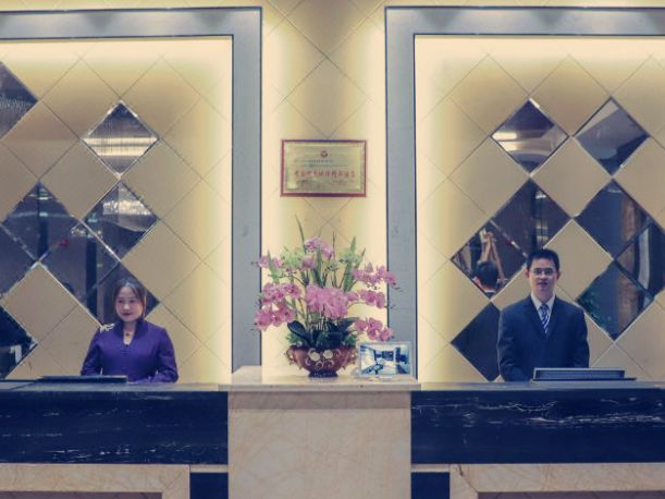 深圳鹏威酒店｜市中心高性價比之選】**  