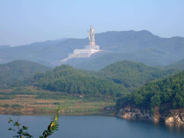平頂山旅遊攻略：探秘中原寶藏，開啟一段心靈之旅！?