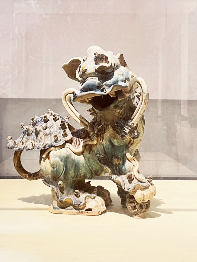 🏛️ Galle Maritime Museum: Where Chinese Porcelain Meets Ocean Legends! 🌊
