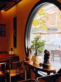 魔都辣妹必衝!陽春三記超絕蟹粉麵好吃到尖叫!