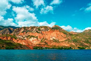Qinghai Off-the-Beaten-Path Travel｜Jianzha Zhihe Monastery, a Free Hidden Gem in the Danxia Landscape