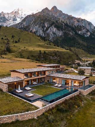 พักในแคมป์ที่เหมาะสมตามเส้นทางตอนใต้ของ Genie และเพลิดเพลินไปกับการเดินทาง 5 วันกับครอบครัวเพื่อสำรวจอัญมณีที่ซ่อนเร้นของเสฉวนตะวันตก