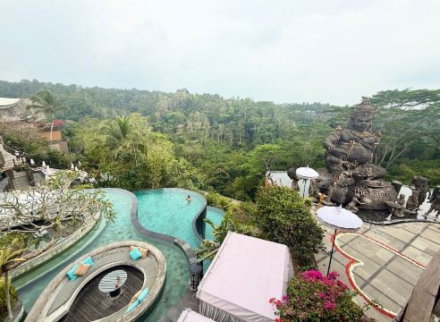 Romantic and Luxurious Paradise at Kayon Jungle Resort | Trip.com Bali