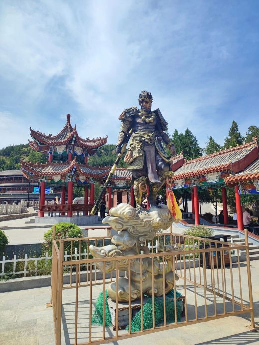 隰縣小西天｜一睹明代絕美懸塑