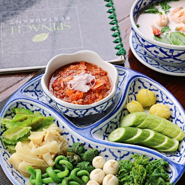 Spinach Restaurant ร้านอาหารอร่อย เขาหลัก พังงา