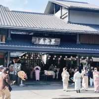 嵐山複合式商店區，聚集京美食與京工藝【昇龍園】
