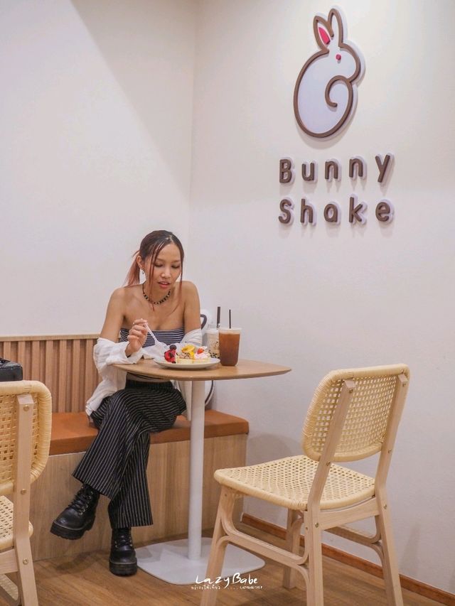 🐰BUNNY SHAKE ร้านชานมไต้หวัน ซูเฟล่ อร่อย น่ารัก