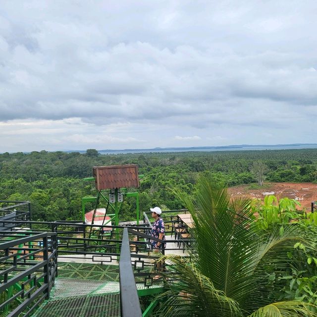 de Cliff Cafe - A Hilltop Bistro with Panaromic Views