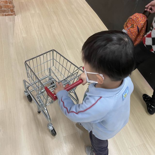 耀中幼教，親子教育0-8親子假期