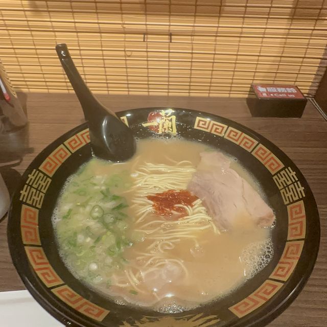 24hr Ichiran Ramen @ Taipei Xinyi District