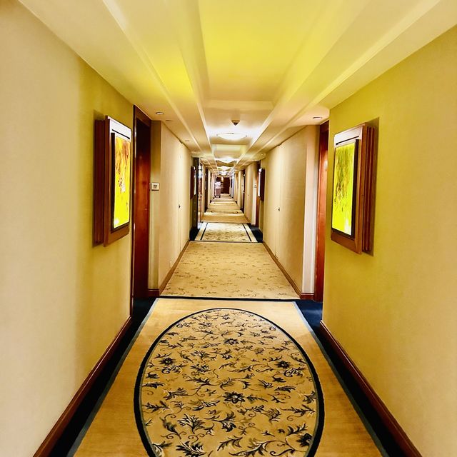 【香港Staycation】九龍香格里拉大酒店住宿體驗｜豪華高樓層全海景房｜飽覽維多利亞港景色｜多選擇高質的自助早餐
